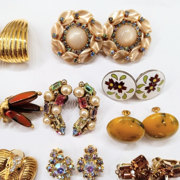 Vintage Earring Lot 15 prs Clip Screwback - Bogoff Sarah Cov Erwin Pearl Trifari - Picture 5 of 11